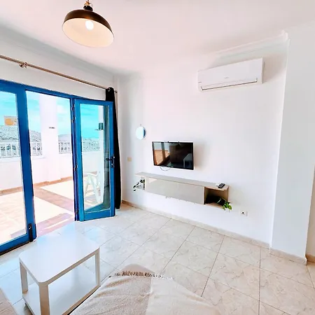 Διαμέρισμα Eagle View Santa Claudia